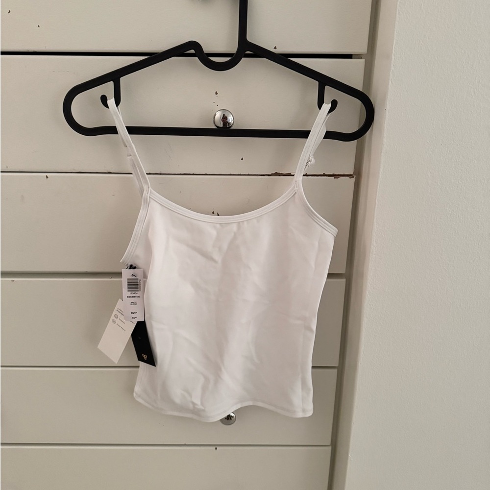 Aritzia White Powersculpt tank